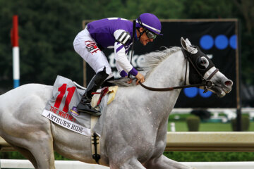 Arthur's Ride wins the Whitney (G1) at Saratoga