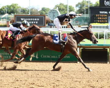 La Cara wins the Pocahontas (G3) at Churchill Downs