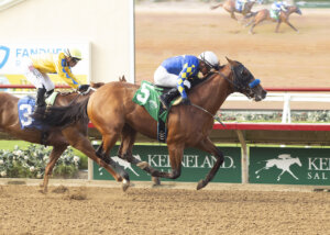 Citizen Bull wins at Del Mar