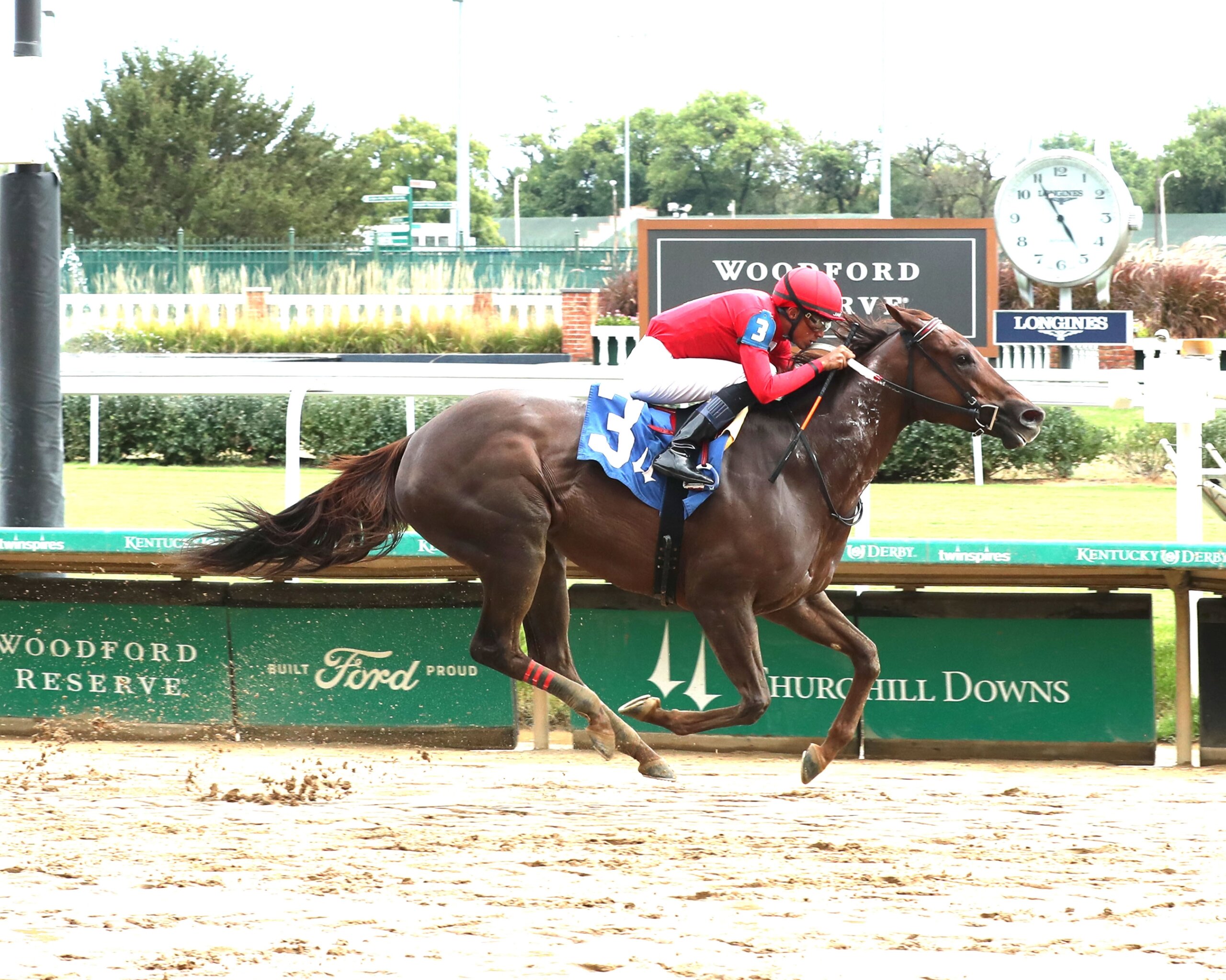 Speedy Traveler wins at Churchill Downs (Photo by Coady Media/Churchill Downs)