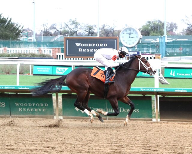 Patch Adams wins at Churchill Downs.